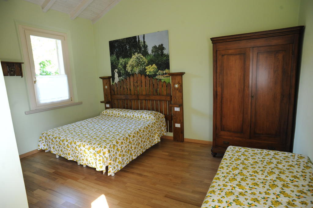 Gasthaus Il Giardino Del Conte Custoza Marmirolo Zimmer foto