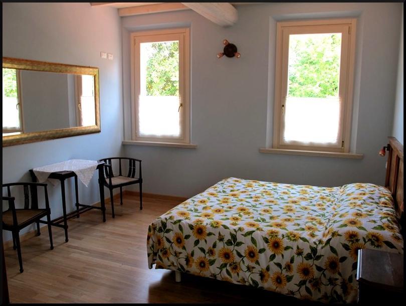 Gasthaus Il Giardino Del Conte Custoza Marmirolo Zimmer foto