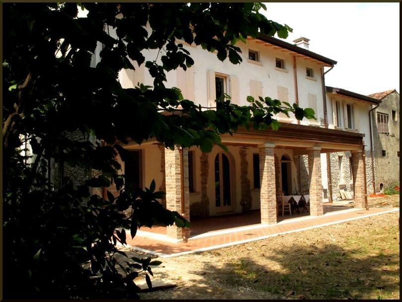Gasthaus Il Giardino Del Conte Custoza Marmirolo Exterior foto